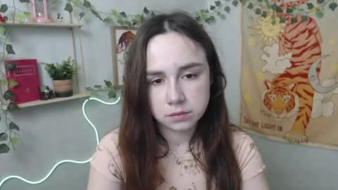 veryveryvery_shy online show from 04/18/26, 05:44