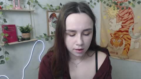 veryveryvery_shy online show from 04/21/26, 05:36