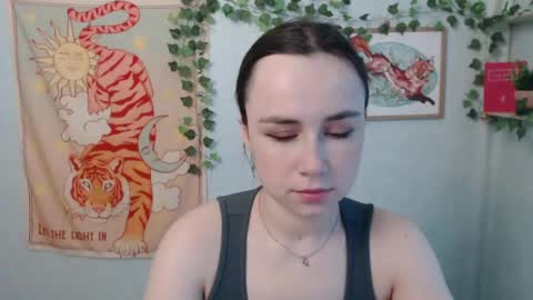 veryveryvery_shy online show from 05/26/26, 05:47