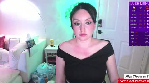 Snapshot of vesafine chatting on 12/19/24, 05:07 vesafine online show from 12/19/24, 05:07