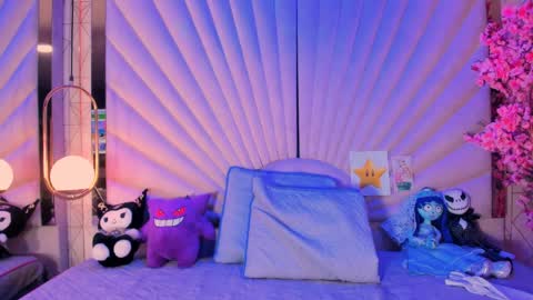 Vesper Velvet  online show from 04/03/26, 05:27