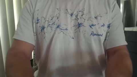 vesturelove online show from 05/25/26, 09:21