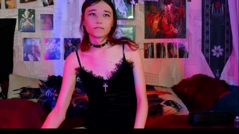 Emiel online show from 11/19/25, 10:54