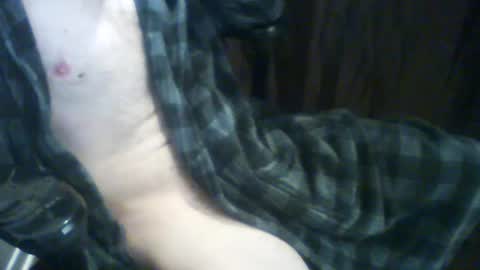 Snapshot of vexnew chatting on 02/20/25, 11:43 Vexnew online show from 02/20/25, 11:43