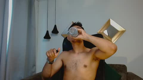 Vezx online show from 04/01/26, 06:49