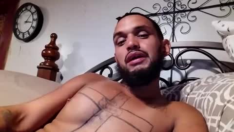 Snapshot of vgarza chatting on 12/22/24, 02:49 vgarza online show from 12/22/24, 02:49