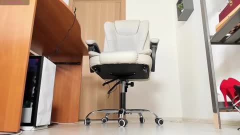 Snapshot of vi_vikkk chatting on 09/30/25, 02:33 VIKA online show from 09/30/25, 02:33