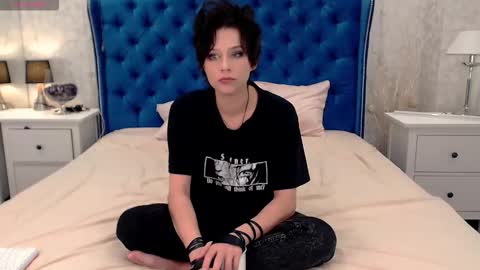 Via online show from 10/24/25, 06:26