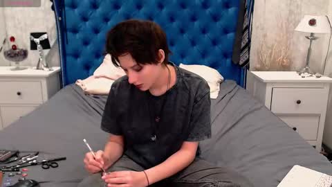 Via online show from 12/19/25, 10:17