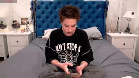 Via online show from 03/21/26, 02:09