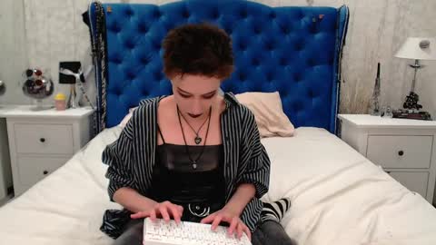 Via online show from 04/04/26, 02:36