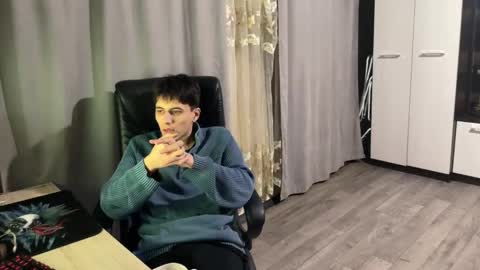 vialeras online show from 12/22/25, 12:35