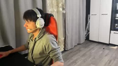 Snapshot of vialeras chatting on 02/16/26, 02:57 vialeras online show from 02/16/26, 02:57