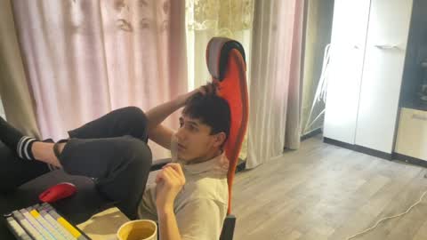 vialeras online show from 04/06/26, 02:09