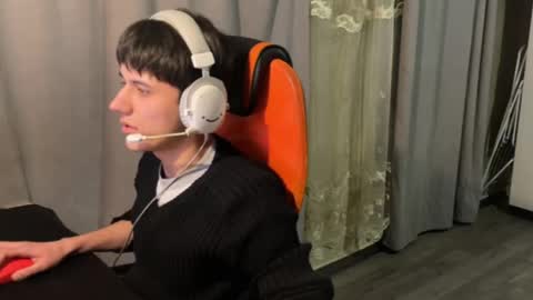 vialeras online show from 04/17/26, 08:01