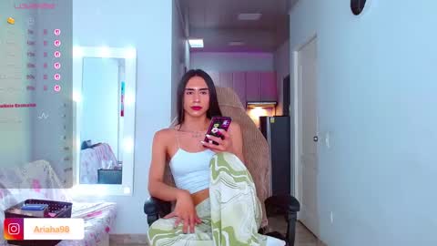 Ariana  online show from 11/15/25, 05:31