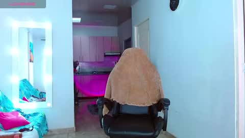 Ariana  online show from 02/15/26, 07:21