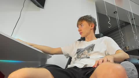 vibemygirl online show from 02/06/25, 01:10