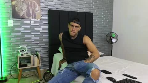 Victor cardenas online show from 02/07/25, 04:06