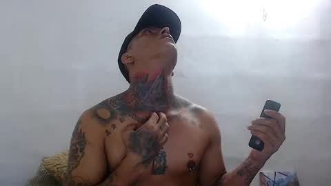 Snapshot of vicctorzc chatting on 03/22/26, 11:19 Victor cardenas online show from 03/22/26, 11:19