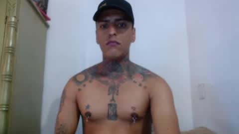 Snapshot of vicctorzc chatting on 03/26/26, 09:09 Victor cardenas online show from 03/26/26, 09:09