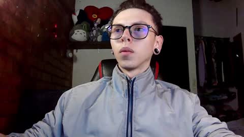 Vicent Brais online show from 02/01/25, 01:12