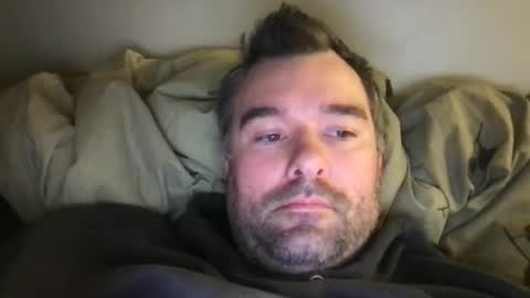 Snapshot of vich4444 chatting on 03/31/26, 10:32 vich4444 online show from 03/31/26, 10:32