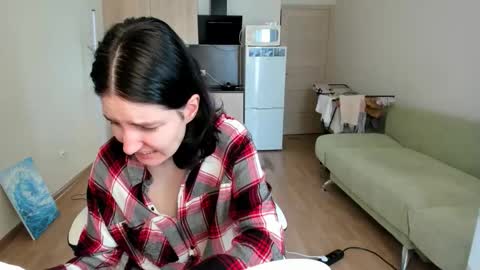 Victoria online show from 10/18/25, 11:11
