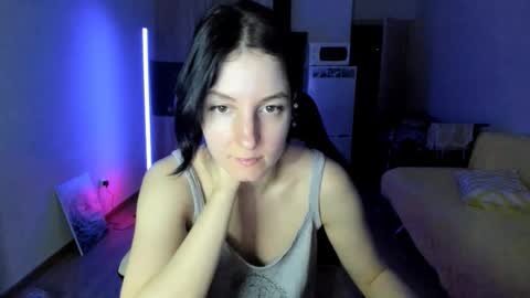 Victoria online show from 10/24/25, 02:57
