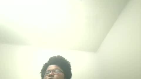 Snapshot of vickiryder56 chatting on 05/28/26, 03:53 vickiryder56 online show from 05/28/26, 03:53