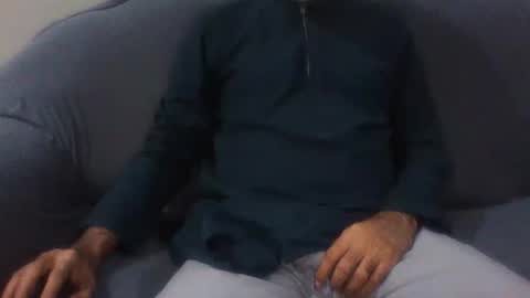 Snapshot of vicky_5540 chatting on 12/17/25, 07:20 Big Dick Sxy Ass online show from 12/17/25, 07:20