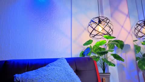 VICTORIA online show from 10/21/25, 08:42