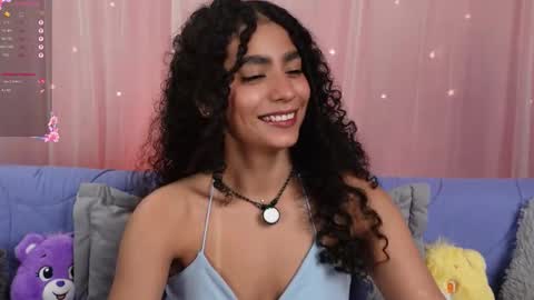 vicky_curly online show from 11/13/25, 12:31