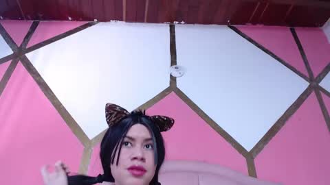 Snapshot of vicky_love_hot chatting on 01/29/25, 02:00 Vicky online show from 01/29/25, 02:00