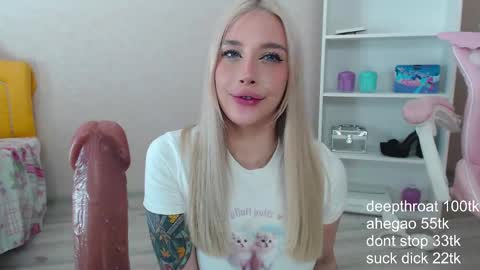 vickyfuckingdoll online show from 02/26/25, 07:49