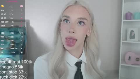 Snapshot of vickyfuckingdoll chatting on 02/23/26, 11:35 vickyfuckingdoll online show from 02/23/26, 11:35