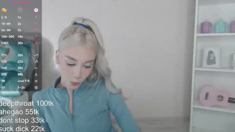 Snapshot of vickyfuckingdoll chatting on 02/28/26, 04:57 vickyfuckingdoll online show from 02/28/26, 04:57