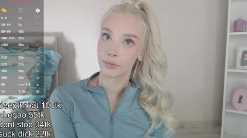 Snapshot of vickyfuckingdoll chatting on 04/05/26, 03:58 vickyfuckingdoll online show from 04/05/26, 03:58