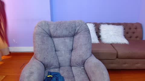 Vicky online show from 01/12/25, 08:47