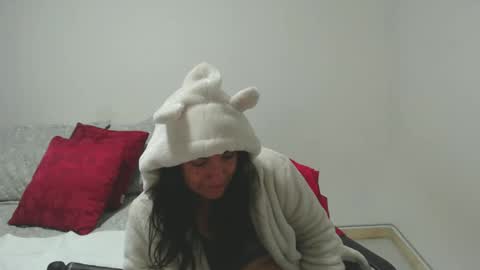 Snapshot of vickyjuice1 chatting on 03/11/25, 04:07 vickyjuice1 online show from 03/11/25, 04:07