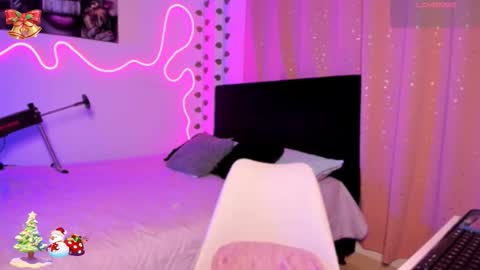 VICTORIA 3 online show from 12/02/25, 10:38