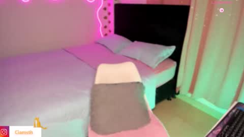 VICTORIA 3 online show from 02/22/26, 12:56