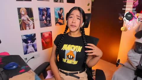 Snapshot of vickysth1 chatting on 05/19/26, 11:11 VICTORIA 3 online show from 05/19/26, 11:11