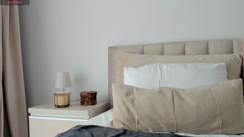 Victoria online show from 12/20/24, 09:32