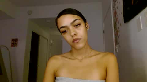 Goddess Victory  online show from 11/25/25, 02:22