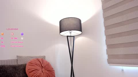 Victoria  online show from 12/20/24, 04:57