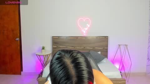 Victoria online show from 01/27/25, 12:26