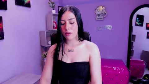 Victoria online show from 11/24/25, 06:07