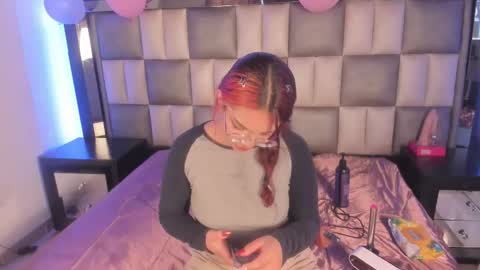 Victoria online show from 11/25/25, 12:05