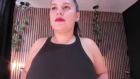 victorira online show from 02/06/25, 08:13